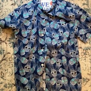Kids size 10/12 button down.